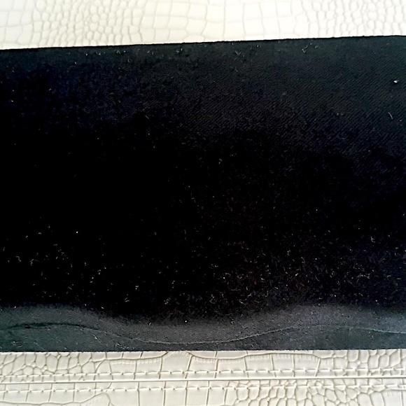 Rare  New Gucci Jumbo Sized Glass Case See Photos for size. - Picture 8 of 11